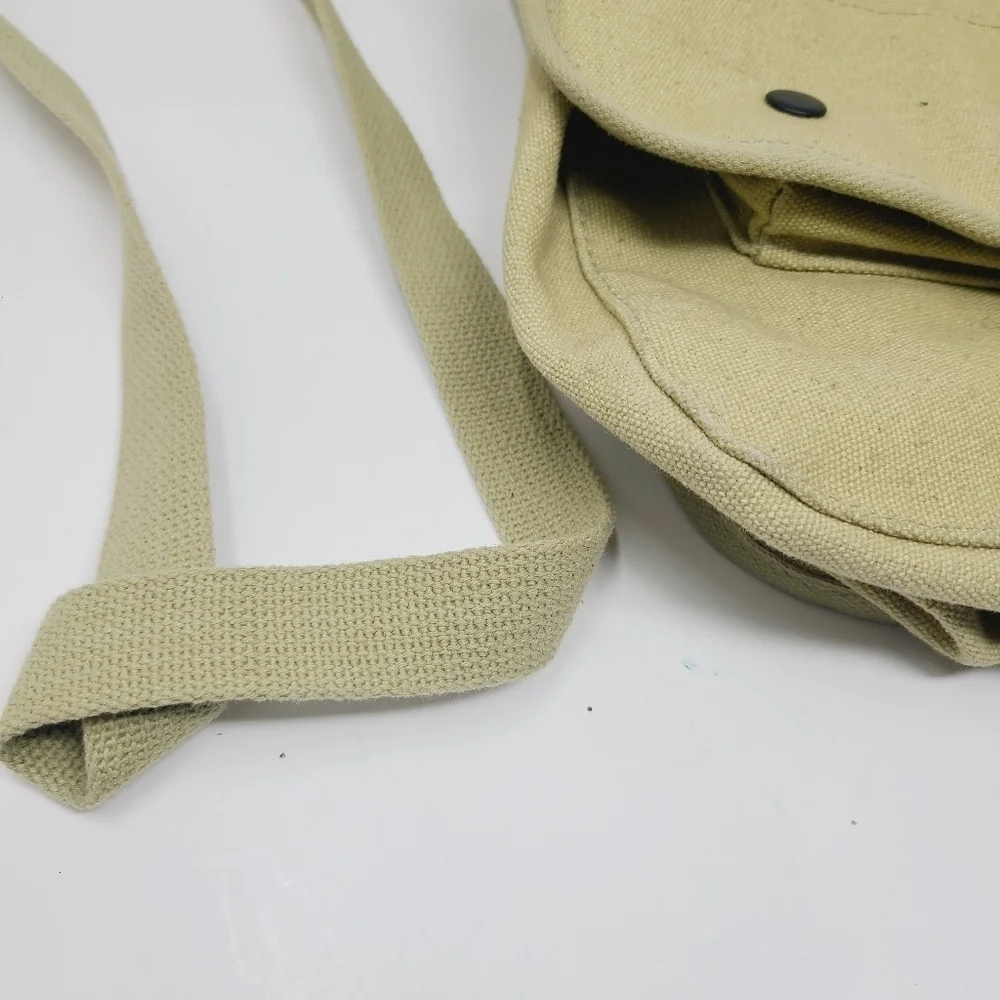 Unbranded | Unisex Vintage Beige Canvas Shoulder Bookbag or Backpack (One Size)